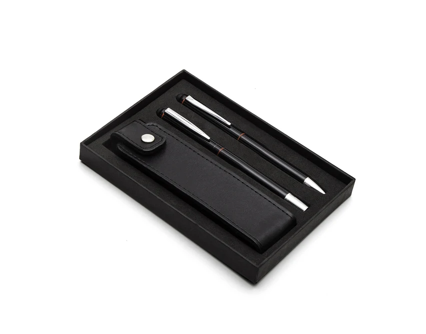 Czerwony zestaw Curitiba: pióro kulkowe i długopis z etui