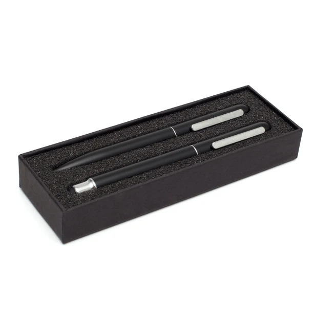 Czarny zestaw piśmienniczy Fortaleza z grawerem logo
