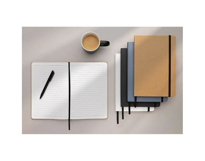 Biały notatnik A5 z papieru kamiennego z logo firmy