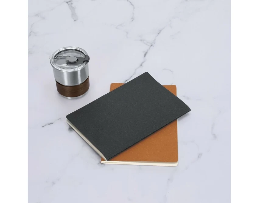 Beżowy notatnik A5 ze skóry z recyklingu z logo firmy