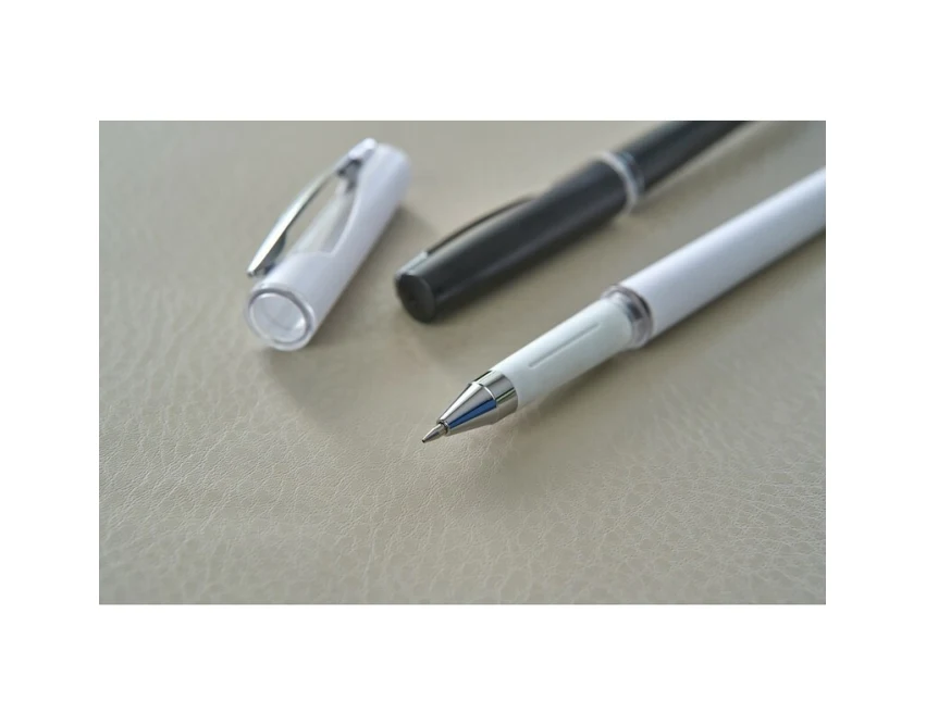 Błękitny długopis żelowy ABS z logo firmy – chromowany klips