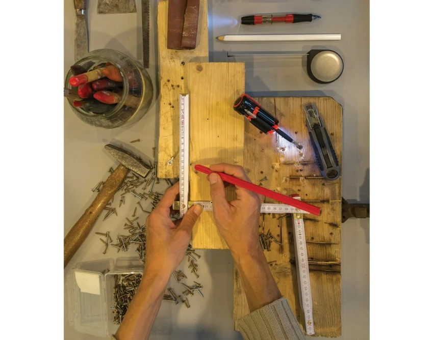 Ołówek stolarski drewniany 25 cm z nadrukiem UV