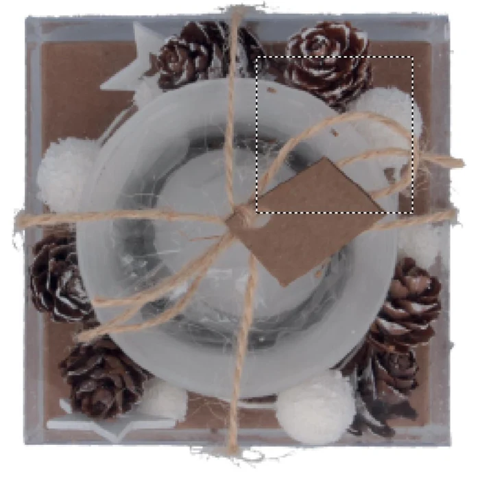 Schemat znakowania dla Etykieta - DL na gadżecie: Biały świecznik Bougie ze szkła z logo i szyszkami