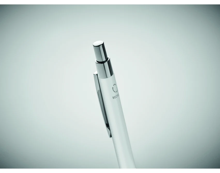 Biały długopis aluminiowy z recyklingu z grawerem logo