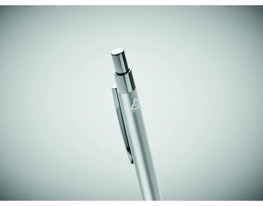 Srebrny długopis metalowy z logo z recyklingu, grawer