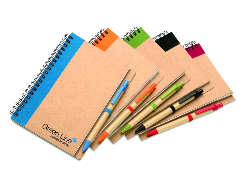 Notes B6 z niebieskim paskiem i ekodługopisem z logo