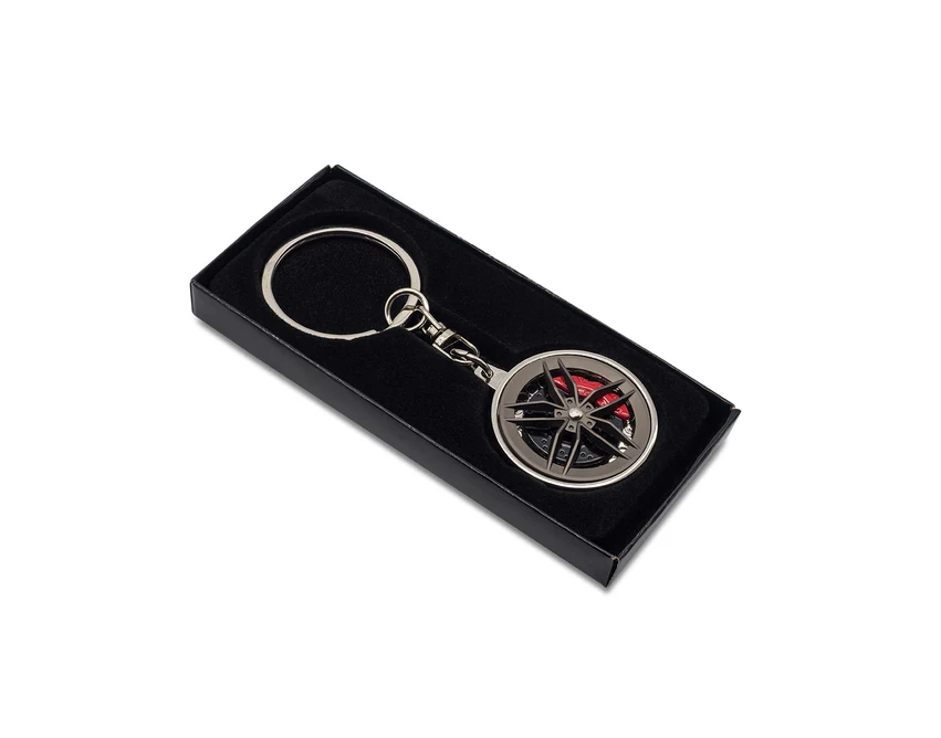 Brelok felga srebrny z grawerem logo w czarnym pudełku