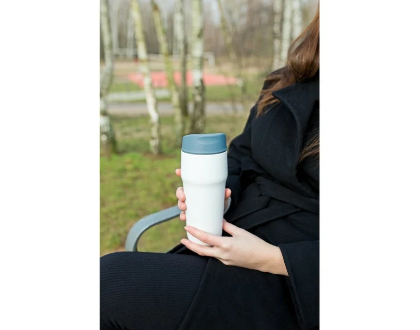 Czarny kubek termiczny 400 ml z logo – Air Gifts Niram