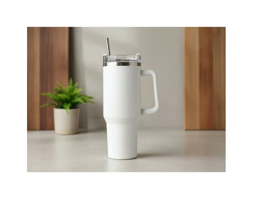 Biały kubek termiczny 1200 ml ze słomką i własnym logo