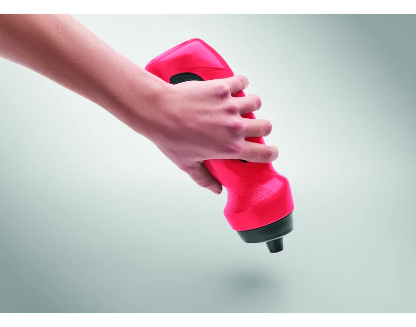 Czerwony bidon sportowy 700 ml z nadrukiem i logo firmy