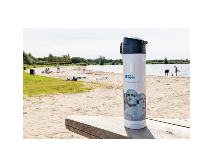 Biały kubek termiczny 450 ml z logo – stal z recyklingu