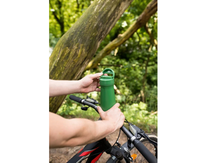 Zielony kubek termiczny 450 ml z grawerem – Zesha