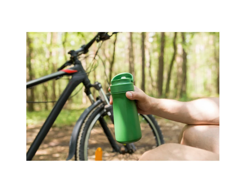 Zielony kubek termiczny 450 ml z grawerem – Zesha