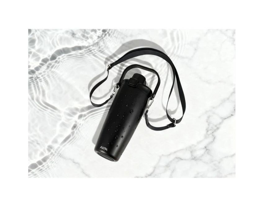 Czarny kubek termiczny 600 ml Avira Ayala ze słomką