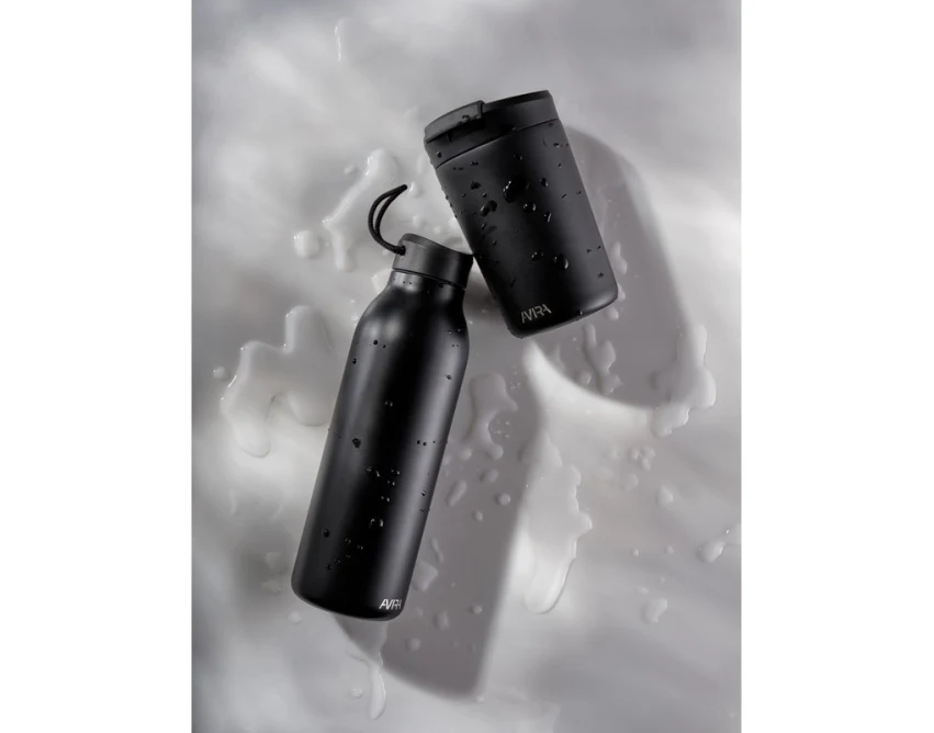 Czarny kubek termiczny Avira Alya 300 ml z grawerem logo