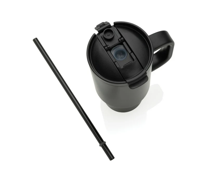 Czarny kubek termiczny Cruzeir 480 ml ze słomką i uchwytem