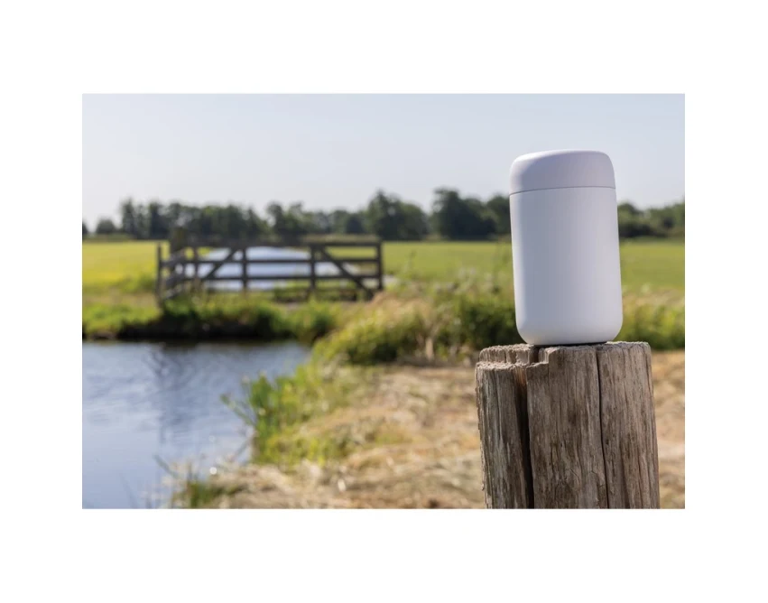 Biały kubek termiczny 360 ml Brew z grawerem logo RCS 81%