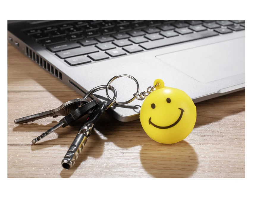 Brelok antystresowy SMILE żółty z logo – poliuretan, metal