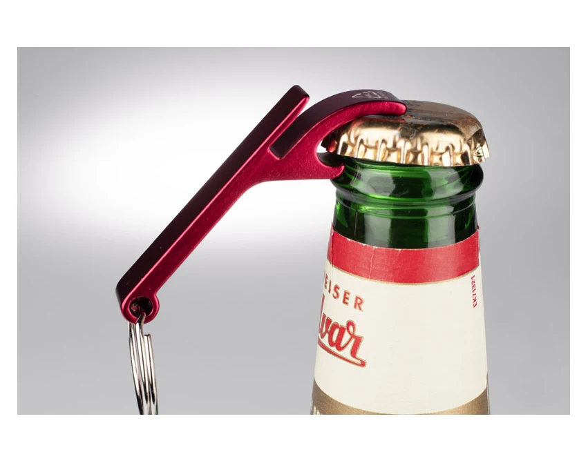 Czerwony brelok rALI z otwieraczem i logo – eko aluminium