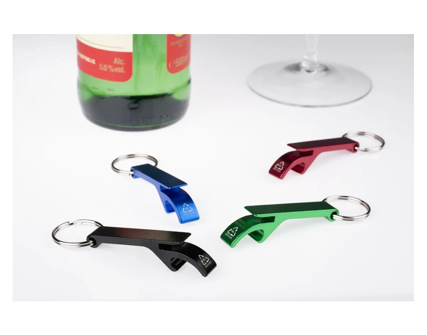 Czerwony brelok rALI z otwieraczem i logo – eko aluminium