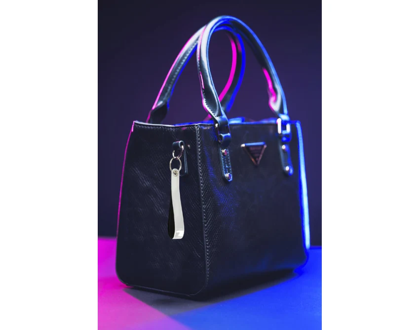 Srebrny brelok odblaskowy REF-LOOP z logo firmy