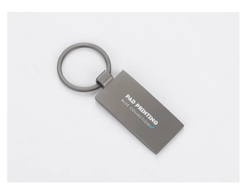 Brelok PORTE grafitowy metalowy z poliuretanem i logo