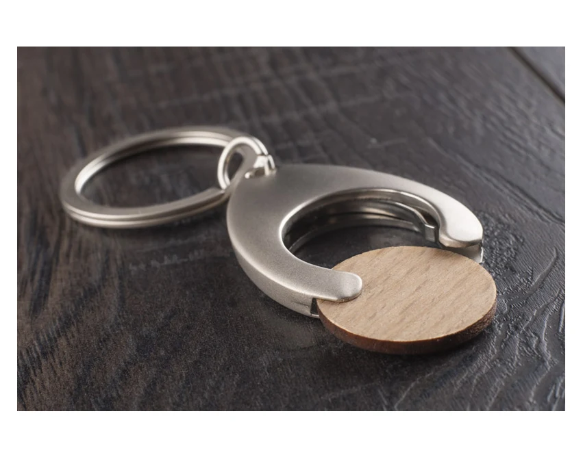 Srebrny brelok FURNI z drewnianym żetonem do wózka