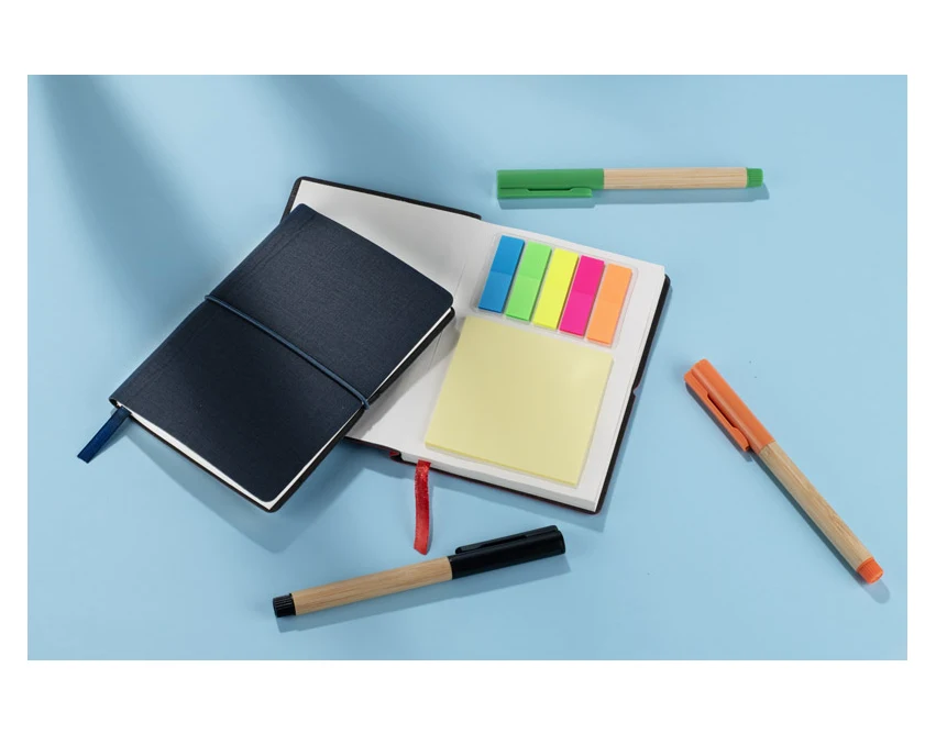 POSTI notes reklamowy A6 z gumką i miękką okładką