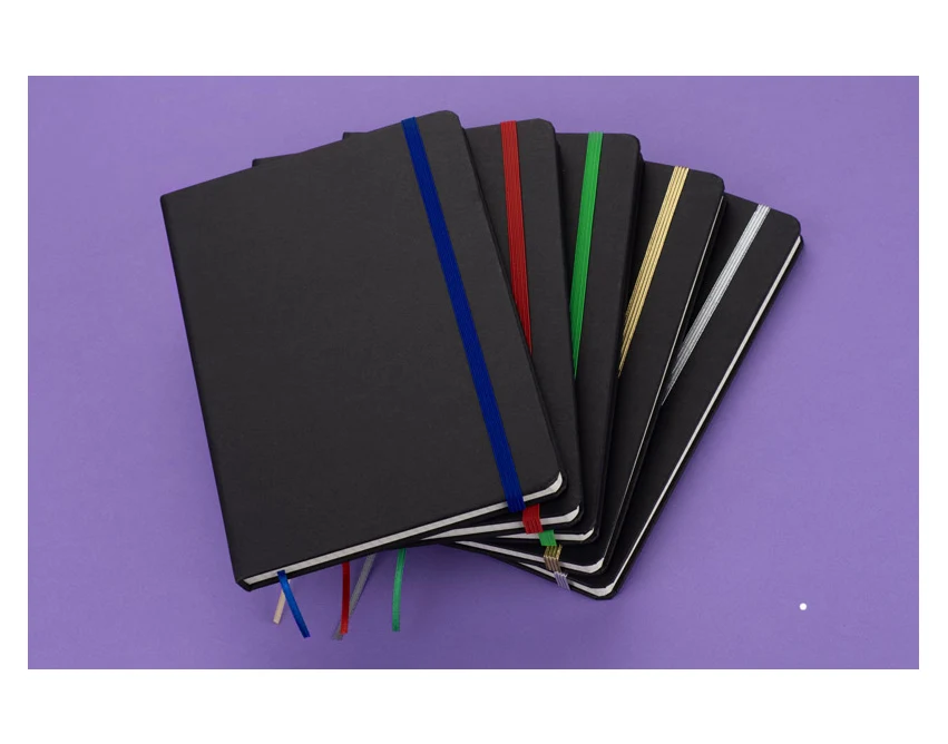 KORYO notes A5 z logo firmy czarny z gumką