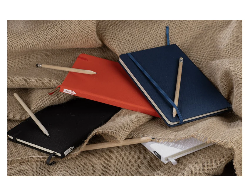 Personalizowany notes A5 LAPRE z gumką