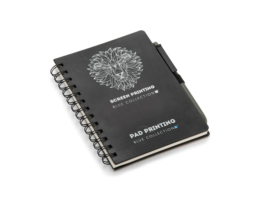 Czarny notes B6 z długopisem ARSEN z recyklingu, eco gift
