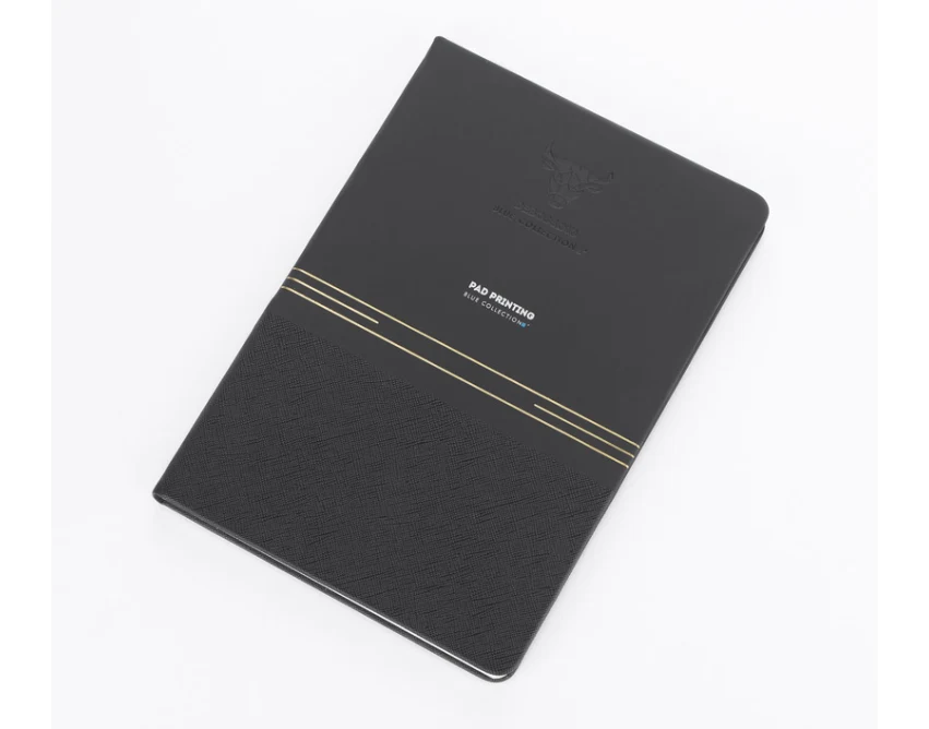 Czarny notes A5 z papieru kamiennego ze złoceniem, 80 kartek