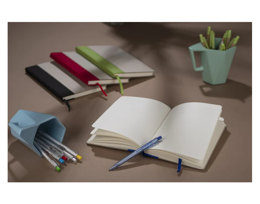 Notes ekologiczny KLAPP A5 czerwony z logo, 96 kartek