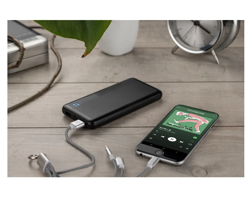 MAGION powerbank z szybkim ładowaniem 10000 mAh czarny