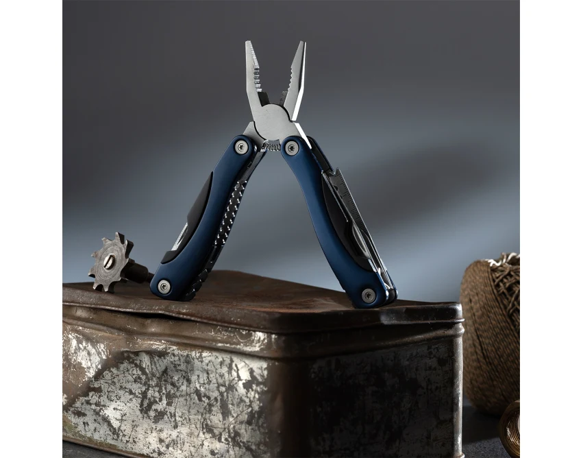 Feat multitool – gadżet dla majsterkowicza granatowy