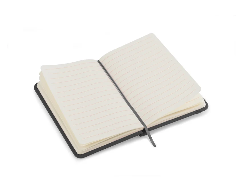 Czarny notes A6 z ekoskóry z gumką i logo firmy