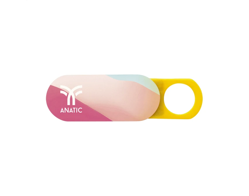 Żółta osłona na kamerę laptopa z logo – plastik, 31x13 mm