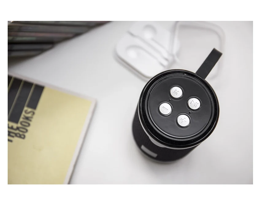 Czarny głośnik bezprzewodowy BEAT 5W z logo – gadżet firmowy Bluetooth, radio FM, micro SD