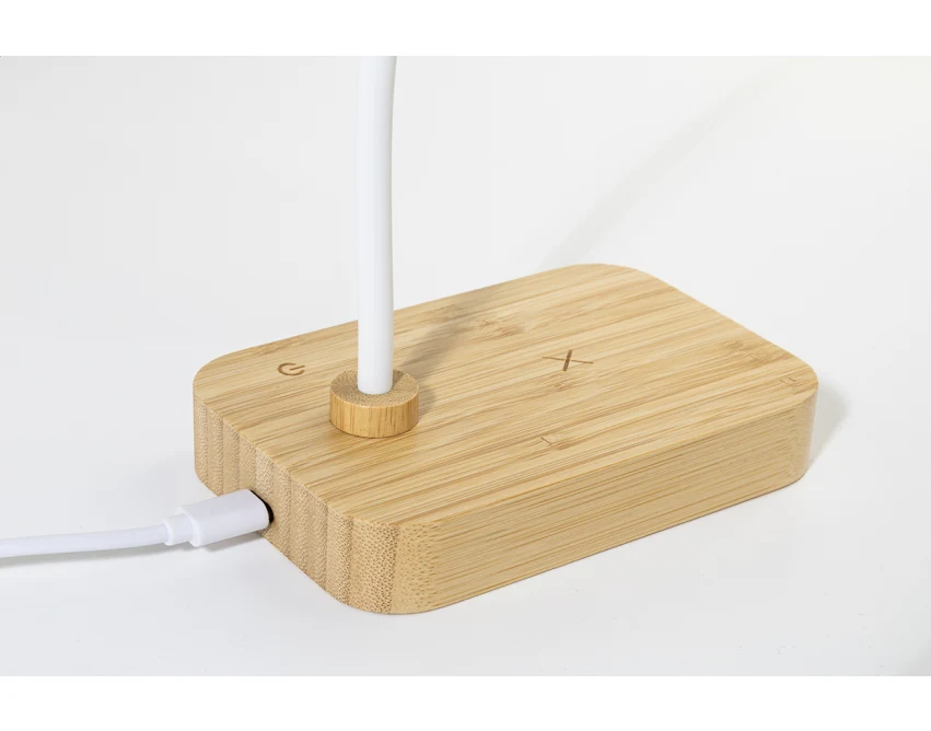 Bambusowa lampka biurkowa USB z ładowarką QI i logo