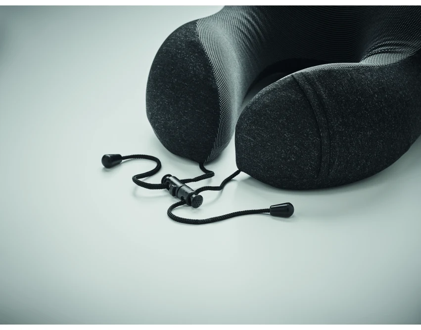 Poduszka podróżna RPET z logo – kamiennoszara, ergonomiczna