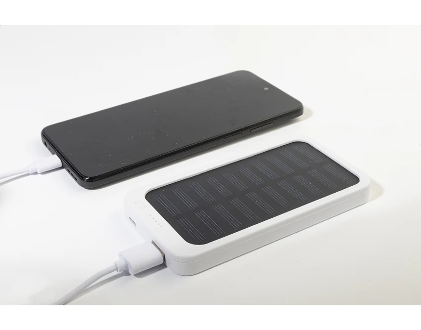RABS powerbank solarny 4000 mAh z recyklingowanego ABS