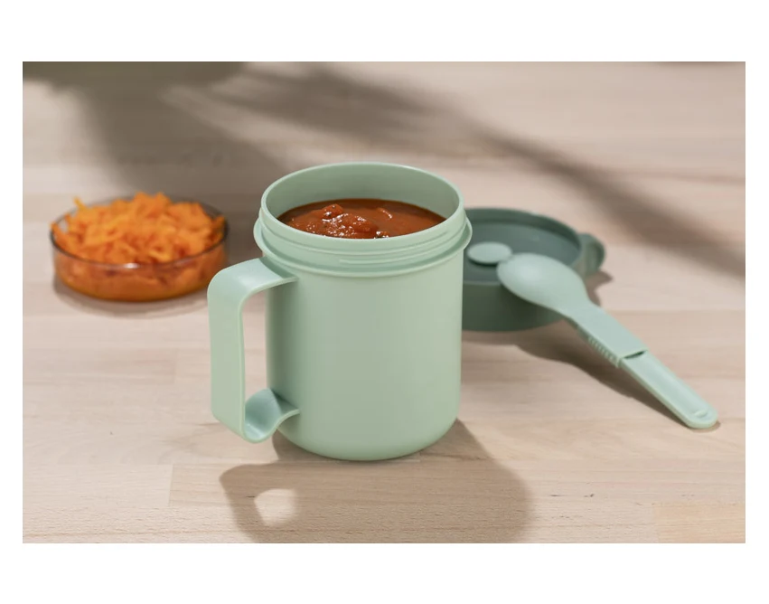 NODSY lunchbox z logo na zupę 500 ml seledynowy