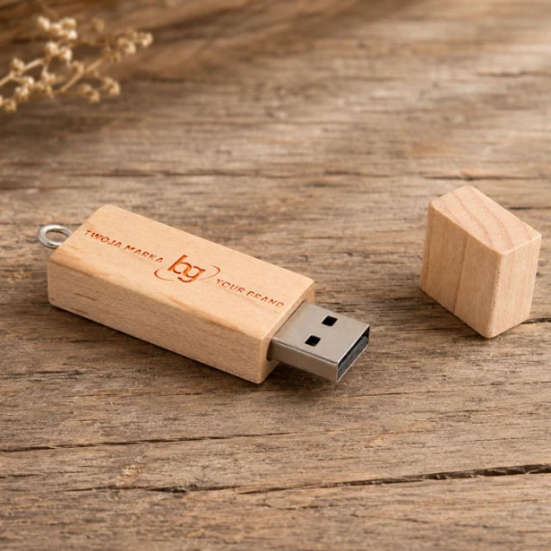 Pendrive drewniany USB 3.0 z grawerem laserowym