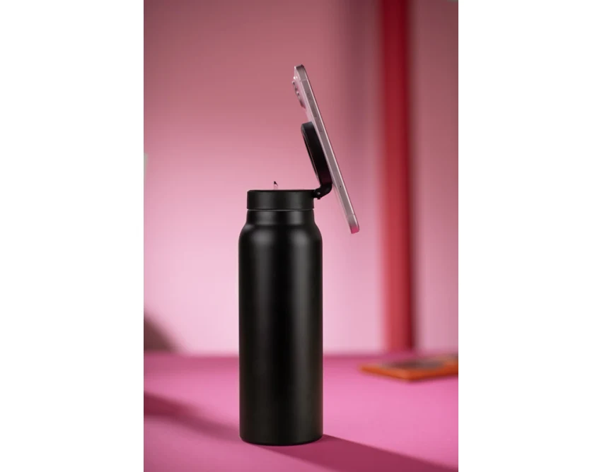 Butelka termiczna na wodę MAGHOLD 700 ml z magnesem