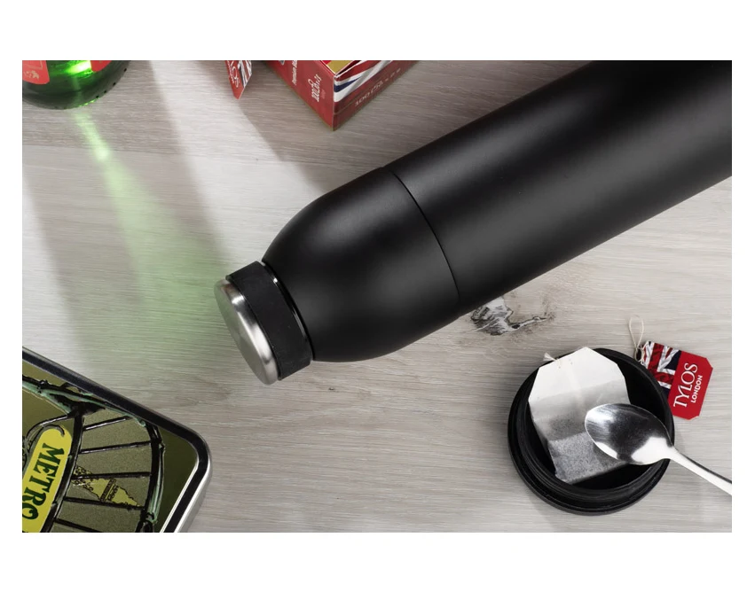 Butelka termiczna DUAL 600 ml czarna z kubkiem