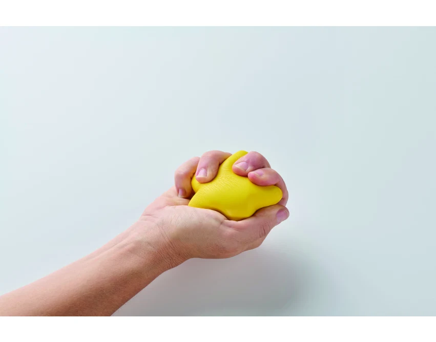 Starly antystres reklamowy PU żółty 7,8 cm