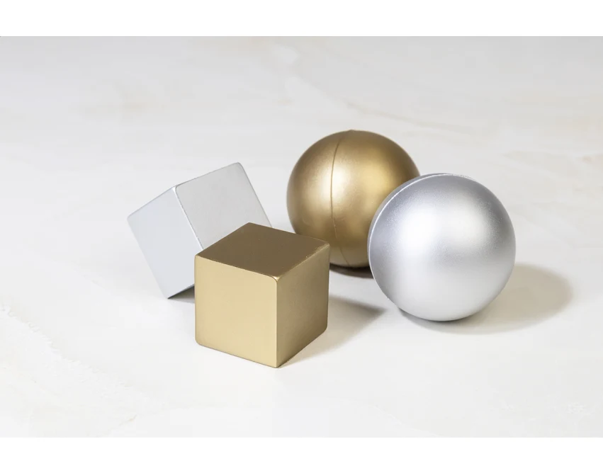 Cubix Shine antystres reklamowy metaliczny 45 mm