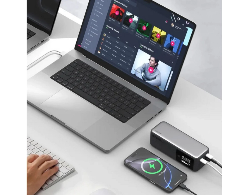 Powerbank do ładowania laptopów 140 W Aukey 27600 mAh