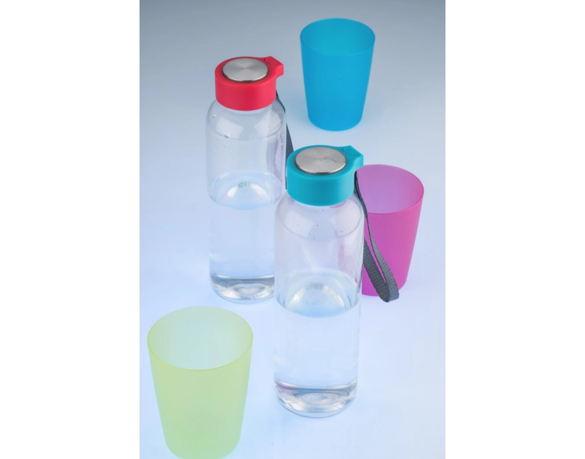 CLEAR butelka firmowa 500 ml, błękitna zakrętka