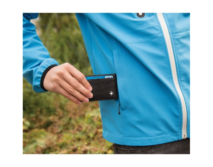 Swiss Peak osłona na kartę RFID, czarna skóra PU